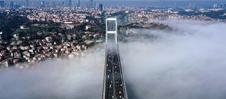 İstanbul’da etkili olan sis