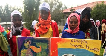 Turkish charity helps Ethiopian orphans paint dreams