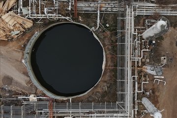 Suriye’de YPG’den kurtarılan bölgelerden çıkarılan petrolün ilk sevkiyatı Banyas’a ulaştı