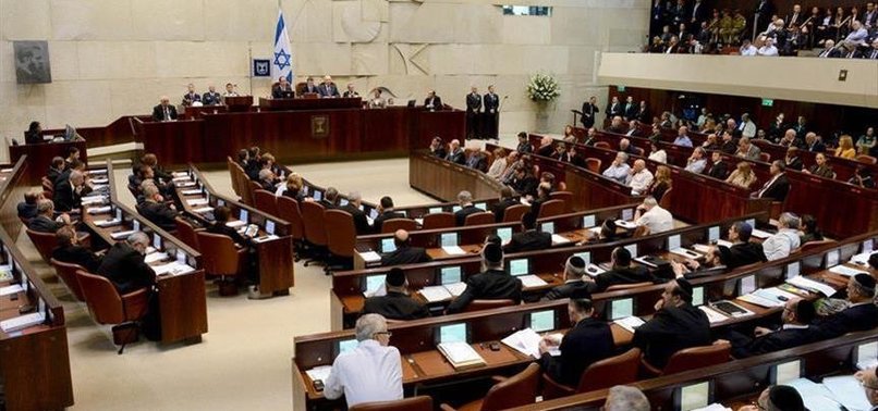 ISRAELI PANEL ADVANCES BILL BANNING JERUSALEM DIVISION