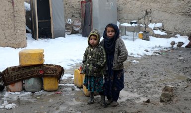 Afghans in dire need of aid to survive freezing winter