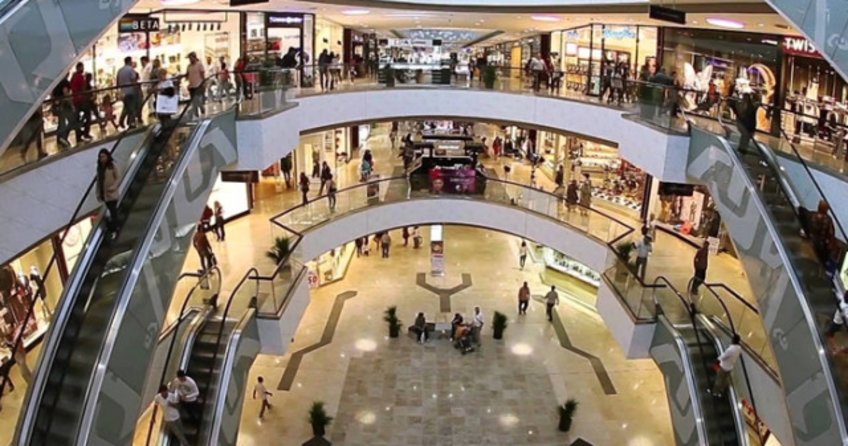 İstanbul’da AVM’de bomba paniği!