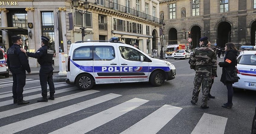 Fransa’da 719 gün süren OHAL kalktı
