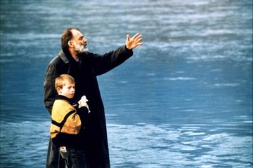 Sonsuzluk ve Bir Gün Film Analizi