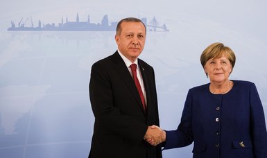 Erdoğan holds video talk with Merkel to stress Turkey's eagerness to open new page in relations with EU