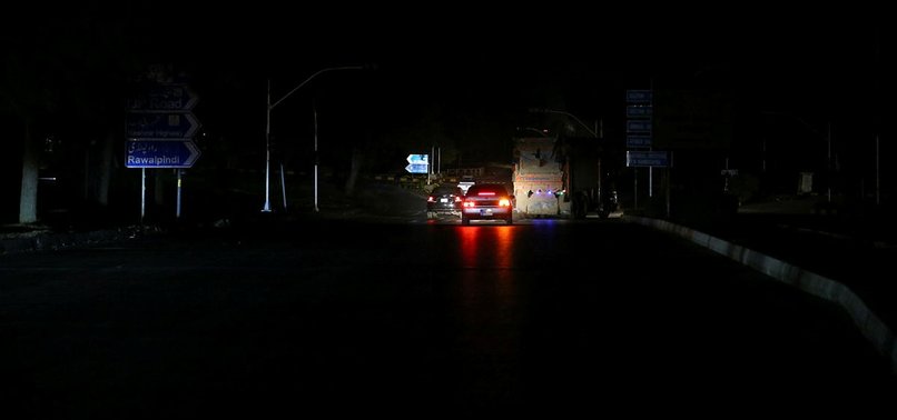MASSIVE POWER OUTAGE PLUNGES PAKISTAN INTO DARKNESS