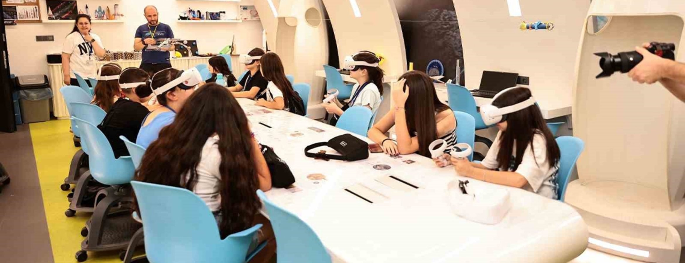 TÜBİTAK, ara tatilde öğrencileri bilimin büyülü dünyasıyla buluşturacak