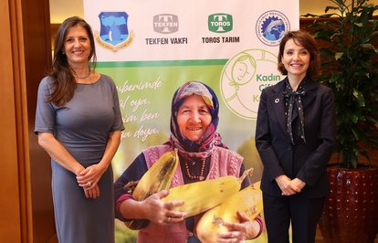 ahrefindextekfenvakficlasstkktLnktargetblankTekfenVakfıandankadınçiftçilere16milyonTLlikdestek
