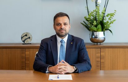 ahrefindexturkcellclasstkktLnktargetblankTurkcellaGenelMüdürüDrAliTahaKoçoldu