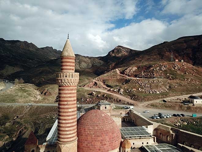 MEDENİYETLER GEÇİDİ: AĞRI