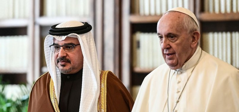 POPE TO VISIT BAHRAIN FOR CONFERENCE IN NOVEMBER, VATICAN SAYS
