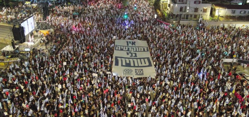 TENS OF THOUSANDS PROTEST AGAIN AGAINST GOVERNMENT IN ISRAEL