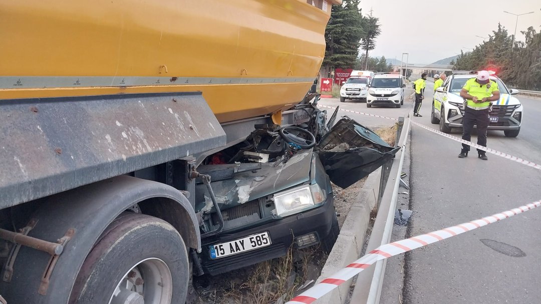 HAFRİYAT KAMYONU OTOMOBİLİ BİÇTİ