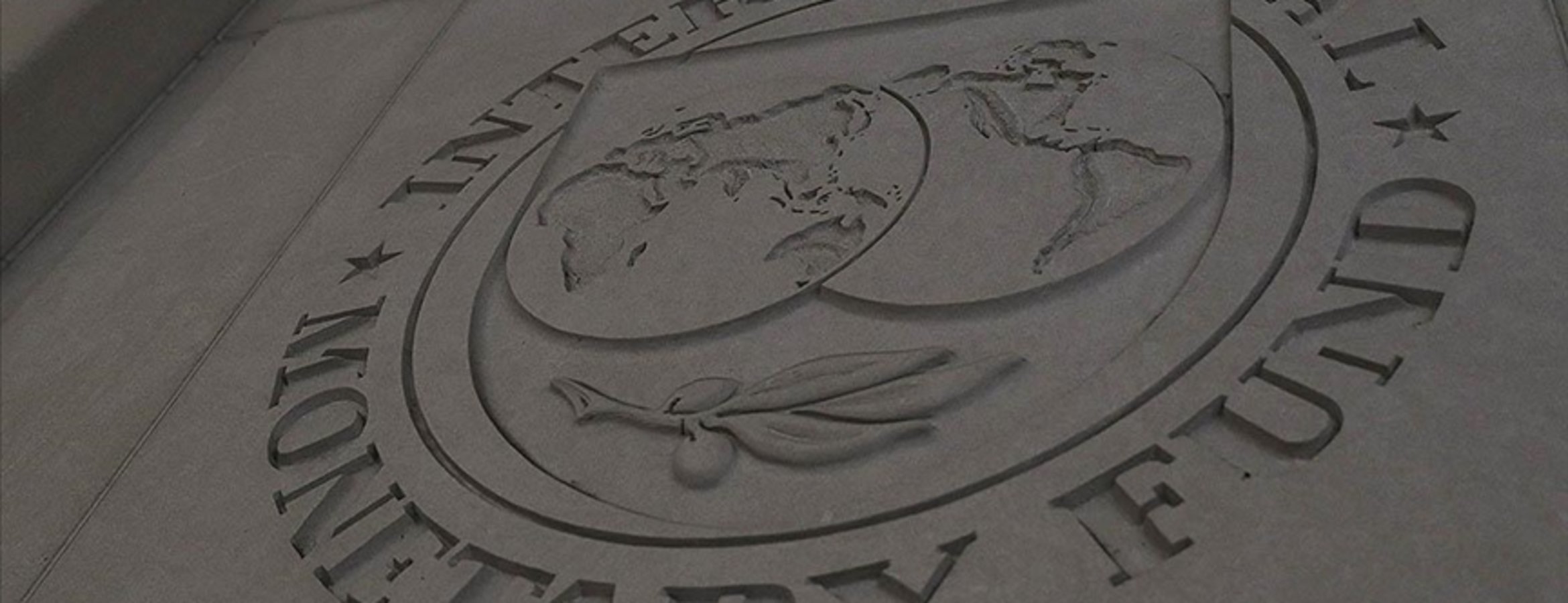 IMF: Fed politika faizini en azından 2024 sonuna kadar mevcut seviyede tutmalı