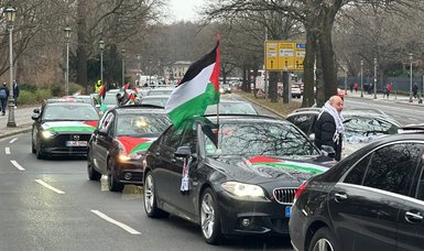 Berlin protesters form massive vehicle convoy to decry Israel attacks on Gaza