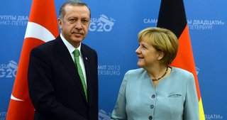 Almanya Başbakanı Merkel itiraf etti! Türkiye inanılmazı yapıyor