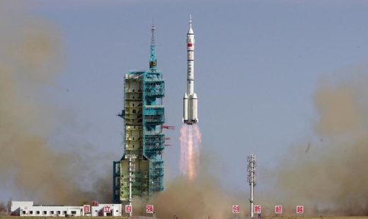 Çin’in hasar gören personel taşıyıcı mekiği Dünya’ya insansız dönecek