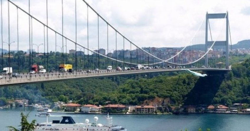Fatih Sultan Mehmet Köprüsü’nde intihar meydana geldi!