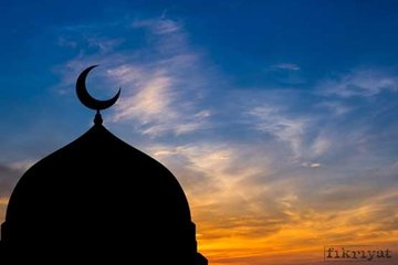On bir ayın sultanına şiirler