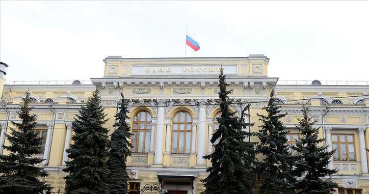 Rusya Eylül 2022’den bu yana ilk defa faiz indirdi