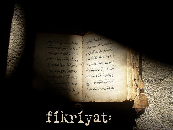 Dünyanın ilk kağıt fabrikasını kurdu