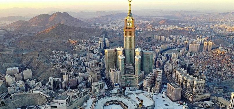 MECCA MOVES TO ONLINE EDUCATION DUE TO HEAVY RAIN WARNINGS