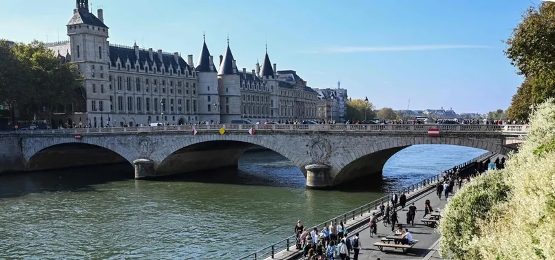 Global life expectancy nears pre-pandemic level, but healthy years lag ...