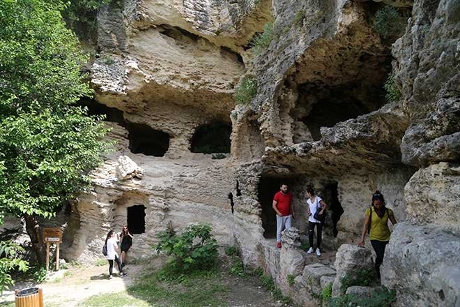 Beşikli Mağara