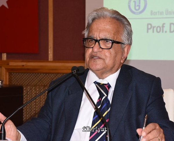 Şair bir hekim: Hüsrev Hatemi