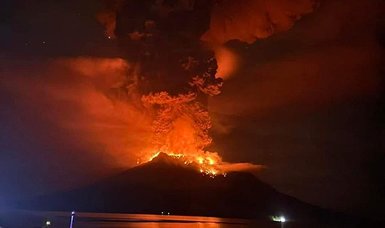 Hundreds evacuated after volcanic eruptions in Indonesia