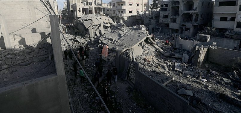 ISRAELI ARMY COMMITS A NEW MASSACRE KILLING 36 CIVILIANS BY BOMBING THEIR HOUSE