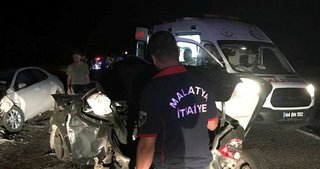 Malatya’da zincirleme kaza: 2 ölü 4 yaralı