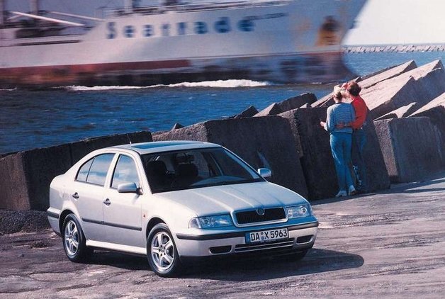 SKODA OCTAVİA’NIN SÜSPANSİYONLARI NEDEN FAZLA YAYLANIYOR?