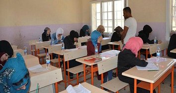 800 Syrians take university exam to study in Turkey