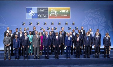 Erdoğan takes part in family photo session of NATO leaders