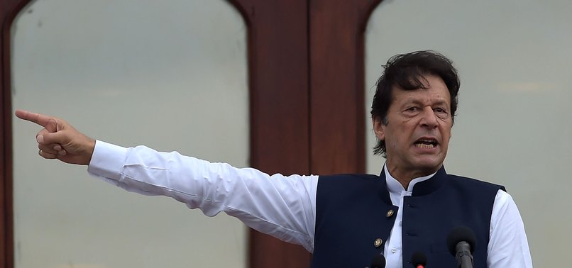 ISLAMABAD TO GIVE RIGHT TO KASHMIRIS TO CHOOSE BETWEEN JOINING PAKISTAN OR REMAINING INDEPENDENT: PM KHAN