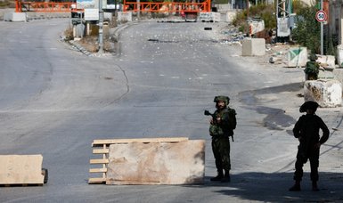 Israeli army shoots dead 1 Palestinian, injures 2 others near Hebron city