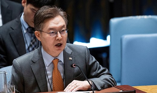 South Korea expresses readiness for ’negotiation’ with North Korea