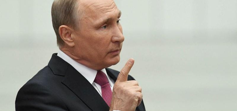 Putin accuses BBC of supporting opposition leader Navalny