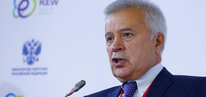 LUKOIL HEAD UNEASY WITH VERY LOW, VERY HIGH OIL PRICES