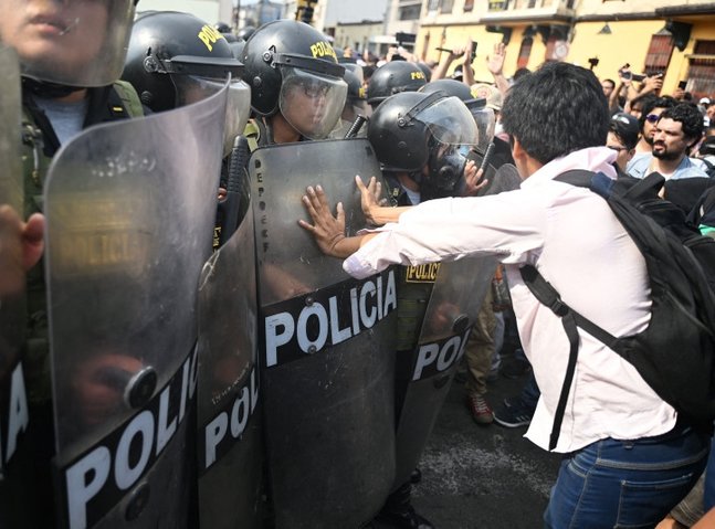 Peru protests will continue, says interior minister
