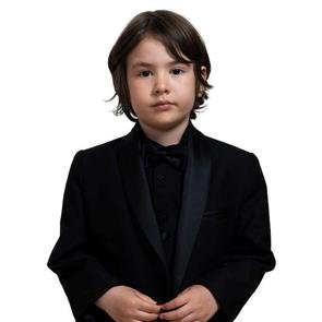 Emir Kaan Özkan – Kimdir