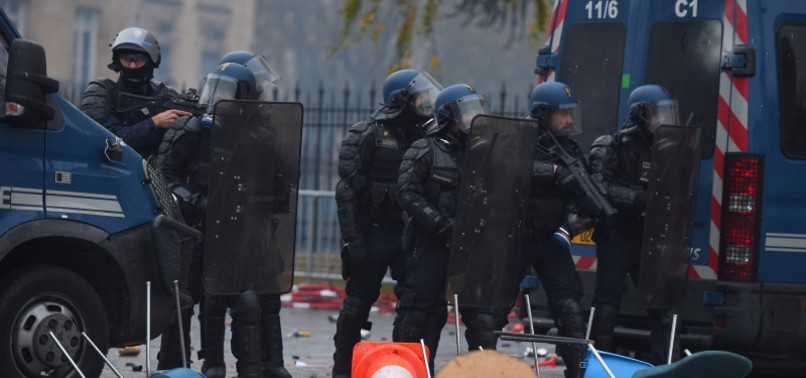 MOST COPS SUPPORT PROTESTERS YET HAVE TO FOLLOW ORDERS, FRENCH POLICE UNION CHIEF SAYS
