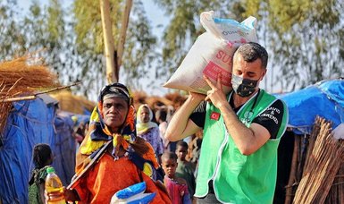 Humanitarian Relief Organization hands out Ramadan aid to needy Malians
