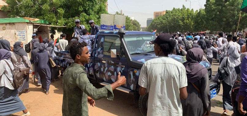 SUDAN MILITARY THWARTS COUP ATTEMPT, ARRESTS SENIOR OFFICERS