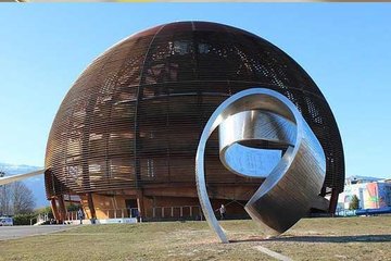 CERN’de yeni parçacıklar keşfedildi
