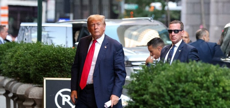 Trump told Australian businessman U.S. nuclear subs secrets: report