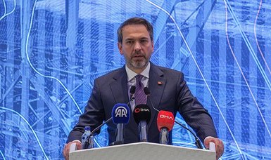 Türkiye, Exxon in talks for $1.1B LNG deal: Turkish energy minister