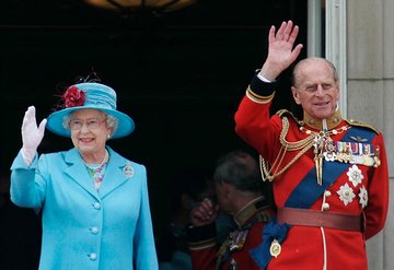 Prens Philip’in cenaze töreninde üniforma krizi!