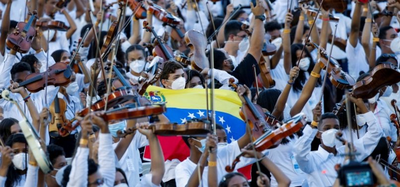 VENEZUELA CLAIMS GUINNESS WORLD RECORD FOR LARGEST ORCHESTRA